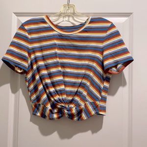 Multicolor Front Knot crop tee